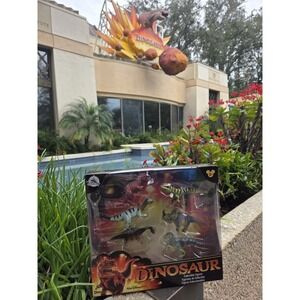 Disney Parks: Animal Kingdom DinolandUSA Set Countdown To Extinction Rare. 6 fig